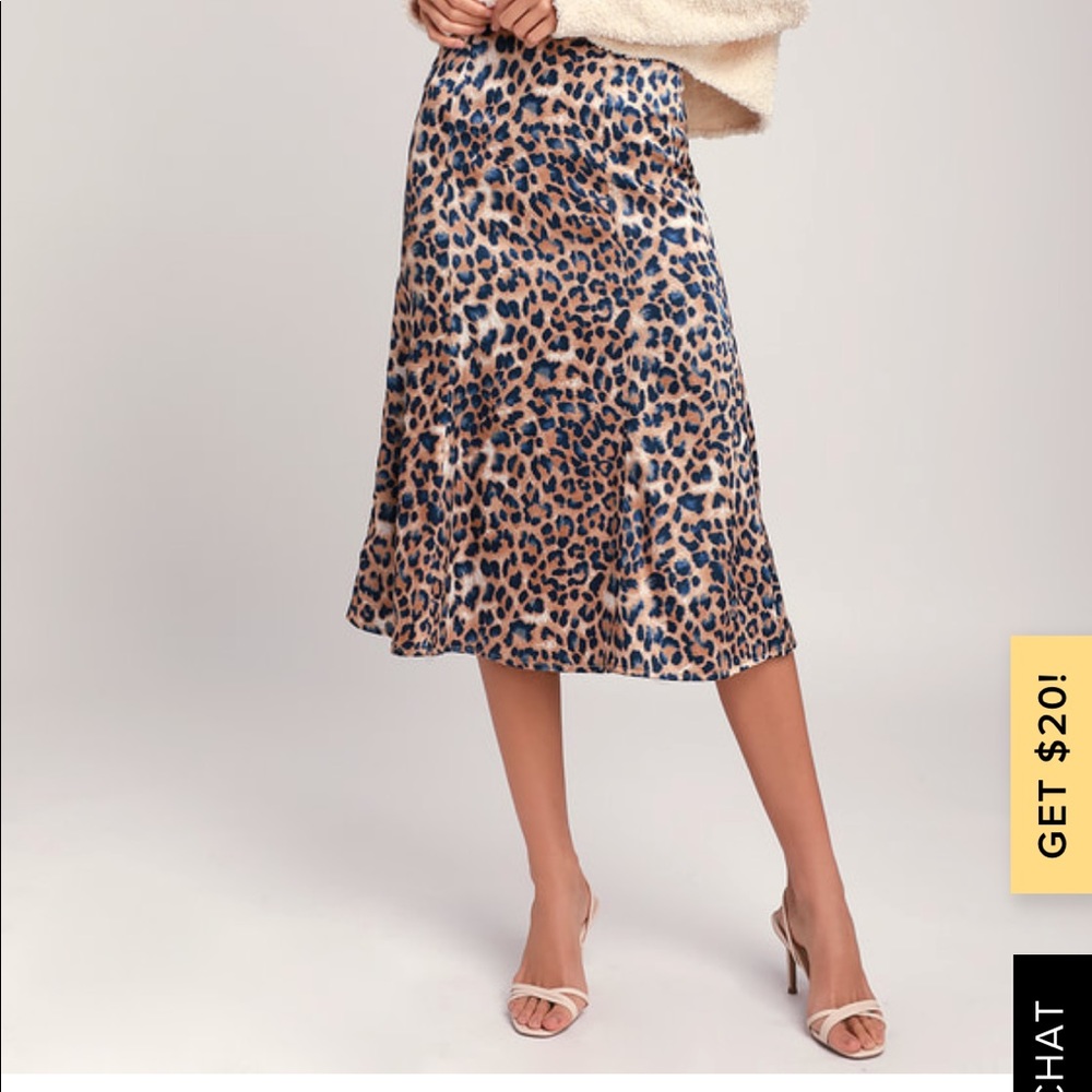 Lulu’s Leopard Print Satin Skirt
